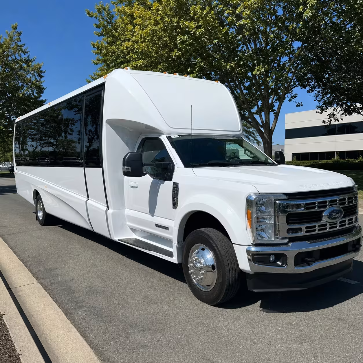 15 passenger minibus