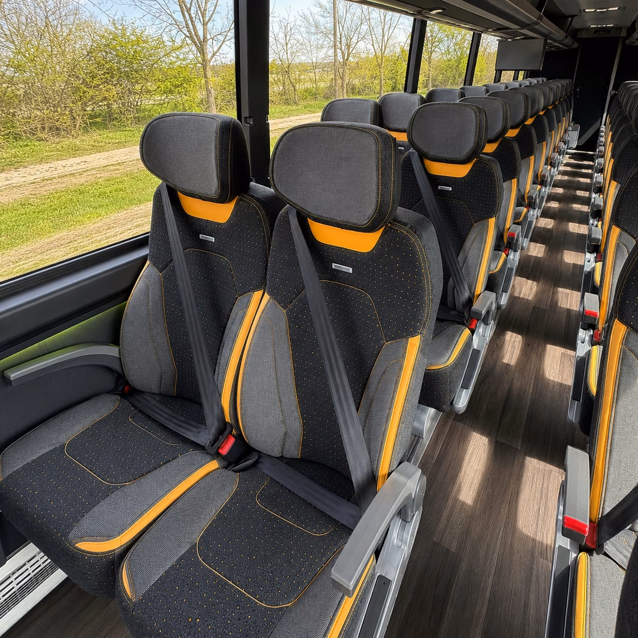 charter buses for lake forest prom committees and parent groups