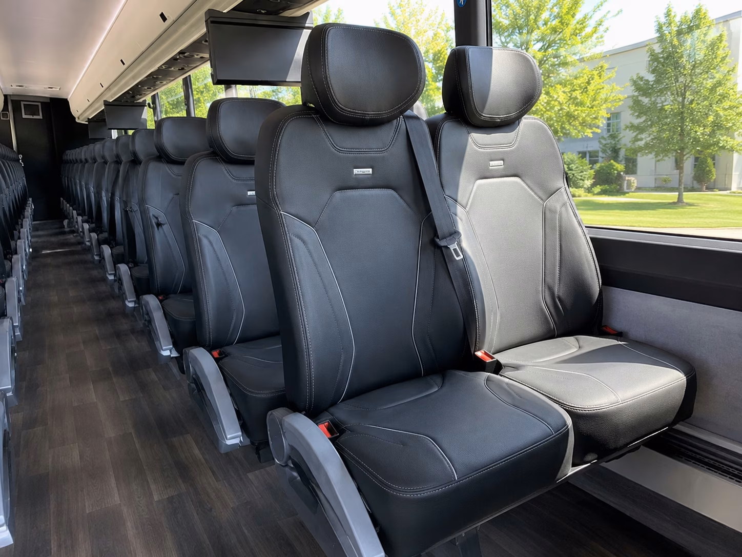 lake forest charter buses to john wayne airport for wedding guests